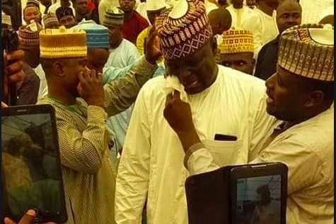 Ex-Lawmaker Cries As He Decamps From PDP To APC, Begs For Forgiveness (Photo)