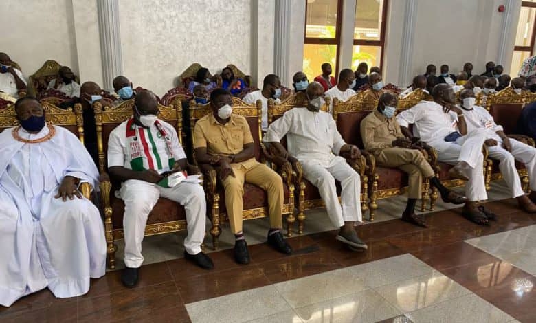 Obaseki, Ize-Iyamu, Oshiomhole, others Attend Peace Meeting At Oba Of Benin’s Palace