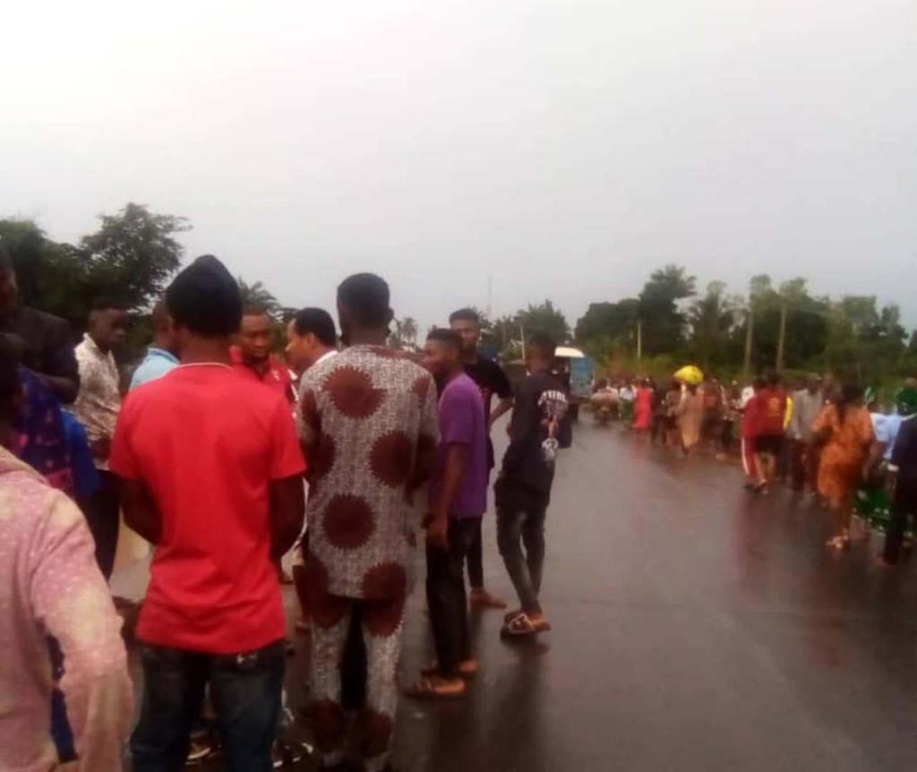 Several feared killed as bus plunges into Ebonyi river