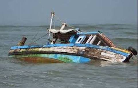 Two die on the way to a burial in Lagos‎ boat mishap 