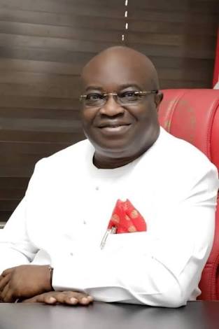Ikpeazu reaffirms commitment to prompt salary payment