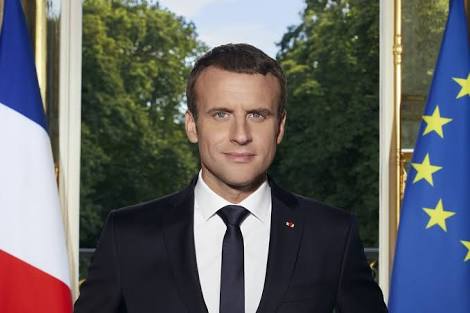 Macron urges Europe to stop depending on US arms‎