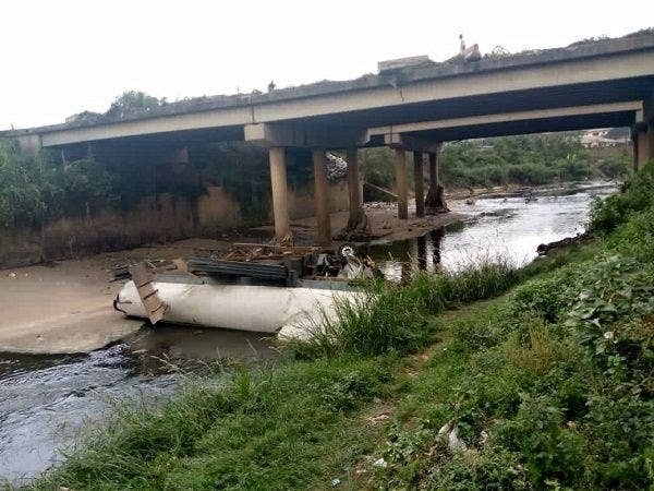 Drunken truck driver falls from Lagos bridge, drowns in river