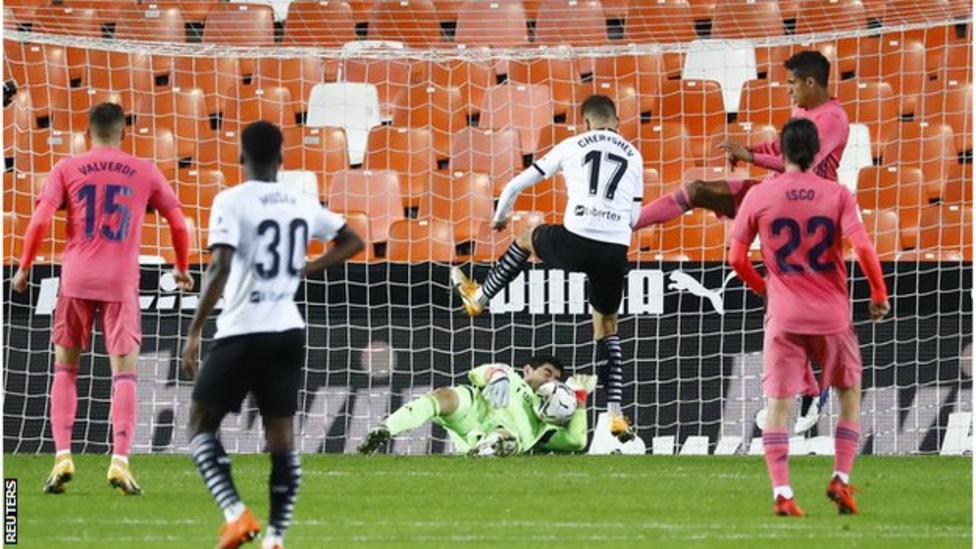 Penalty hat-trick as Valencia thrash Real Madrid