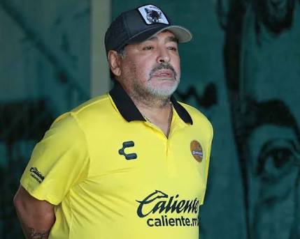 Maradona to go to rehabilitation clinic for alcohol-dependence