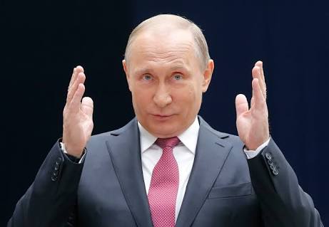 Bill to give Putin lifetime immunity passes first reading‎