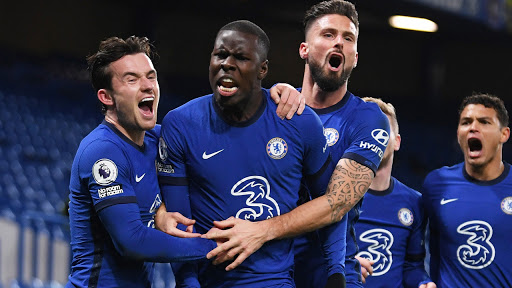 Chelsea go top after coming from behind to beat Leeds