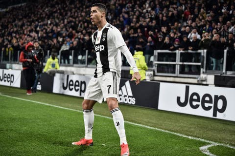 Ronaldo scores twice on 100th Juventus appearance